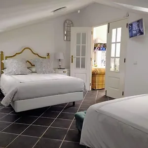 https://attic-bay.madeira-islandshotels.com